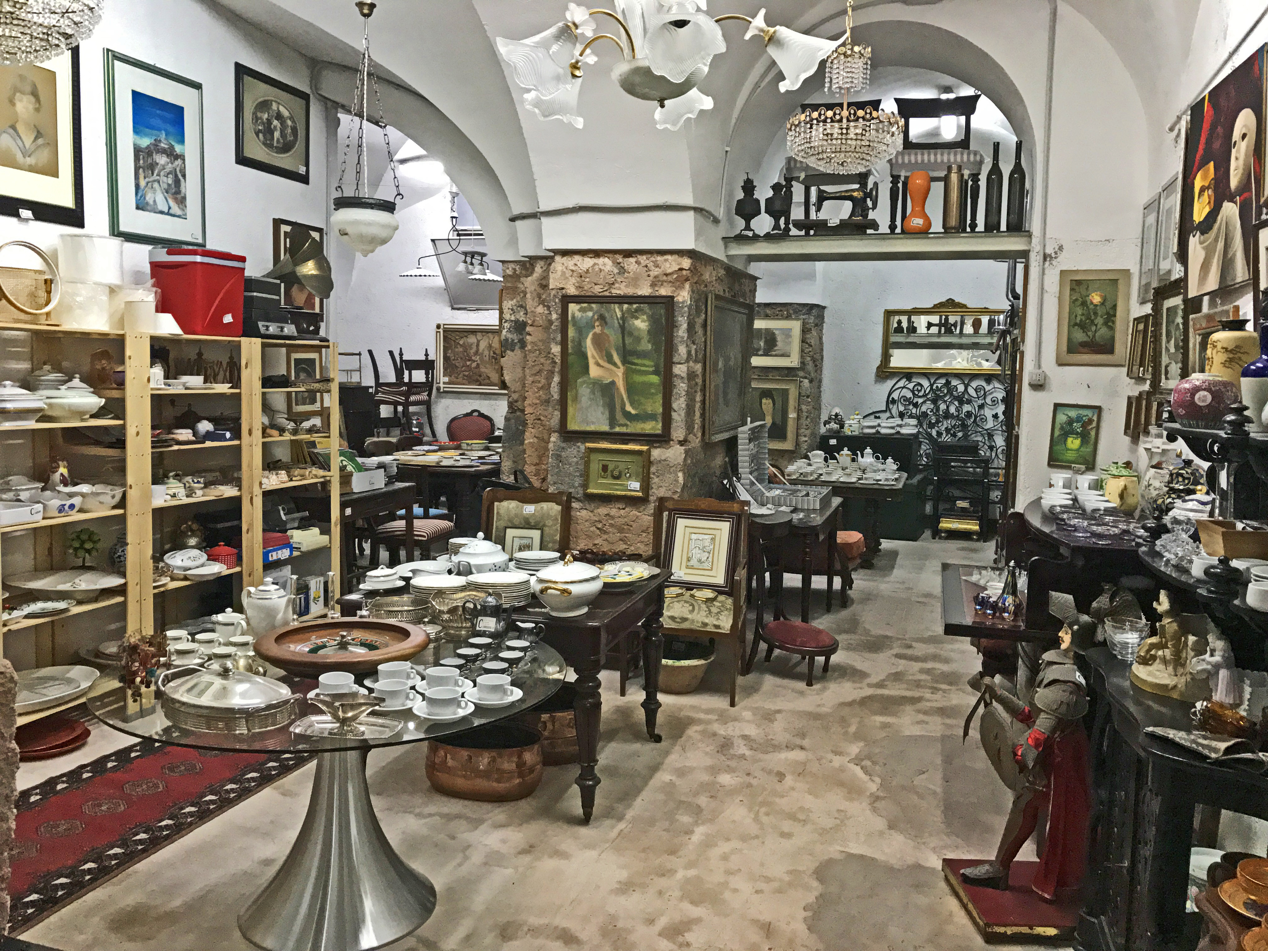 Camula showroom 2